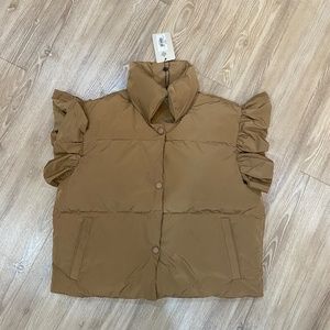 Cropped Vest from Veveret